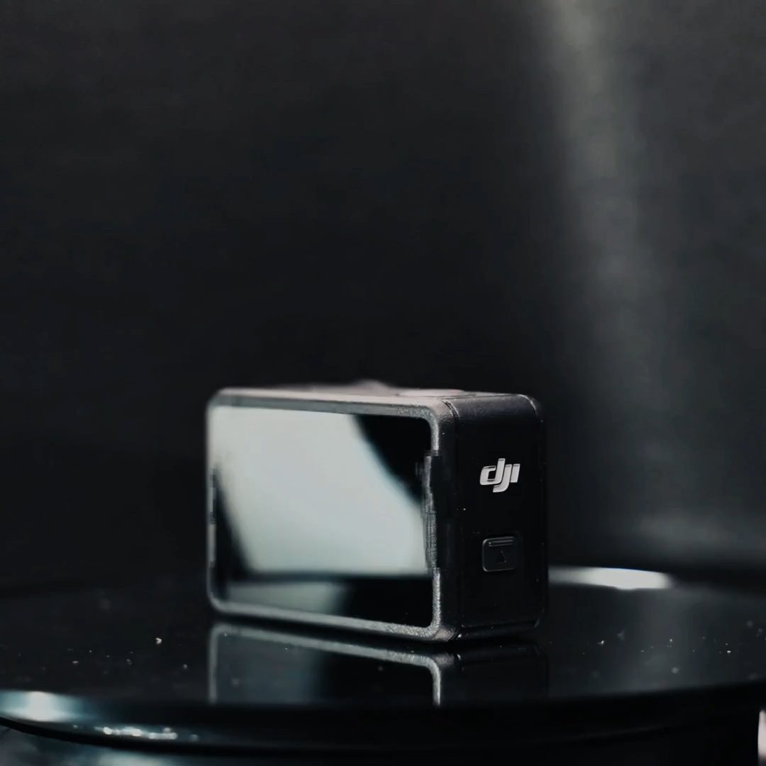 An action camera on a turntable